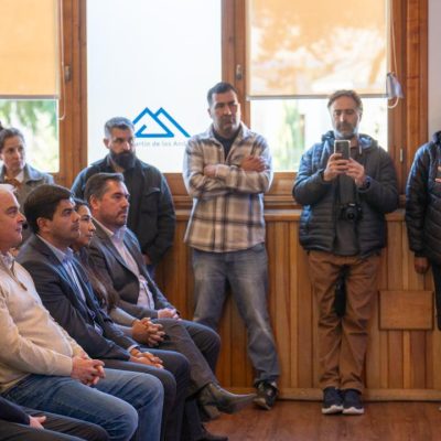 San Martín de los Andes fue sede del lanzamiento de créditos hipotecarios «Neuquén Habita» para la región Lagos del Sur
