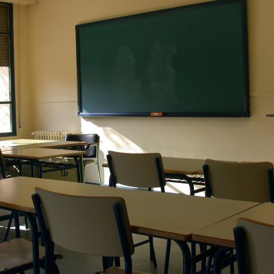 Martínez confirmó que se aplicarán descuentos a docentes que hagan paro el próximo lunes