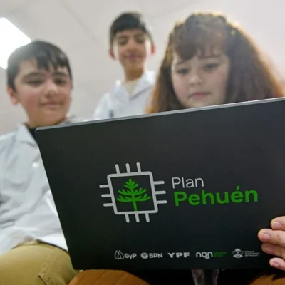 Neuquén intensifica desde este viernes la entrega de tecnología a escuelas de toda la provincia