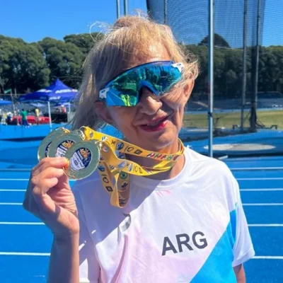 Susana Morales volvió con tres medallas de oro desde Uruguay