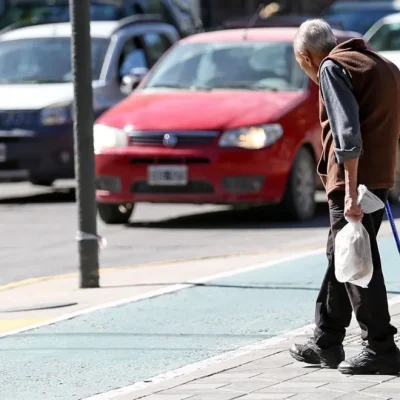 Dos de cada tres afiliados de PAMI se atienden en el Sistema Público de Salud