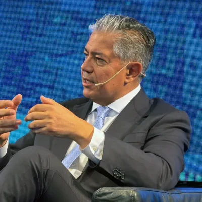 Figueroa: “No hay proyecto económico exitoso sin sustentabilidad social”