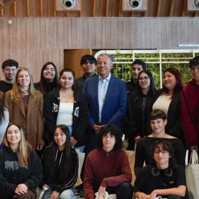 Figueroa reconoció a los estudiantes secundarios con mejores promedios de la provincia