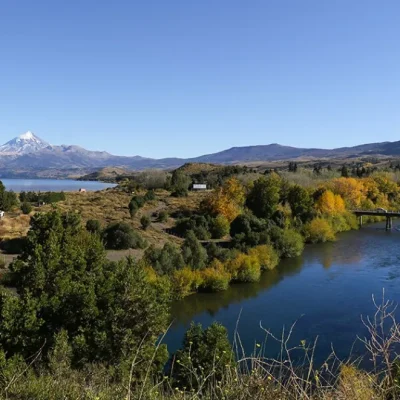 Neuquén abre la temporada de pesca con una nueva oficina a la vera del río Chimehuín