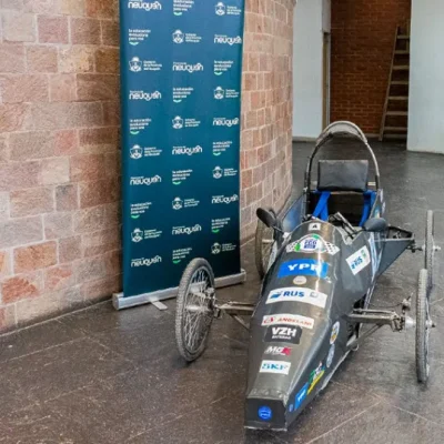 Estudiantes de escuelas técnicas construirán autos eléctricos para la “Fórmula Lanín”